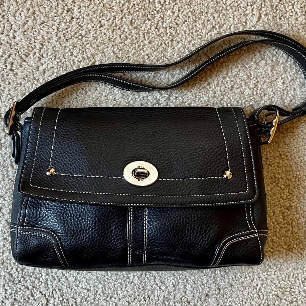 Coach Hamilton Black Pebbled Leather Crossbody Shoulder Bag Flap Turnlock F13957